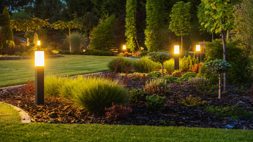 best solar lights with rechargeable batteries for garden and yards 