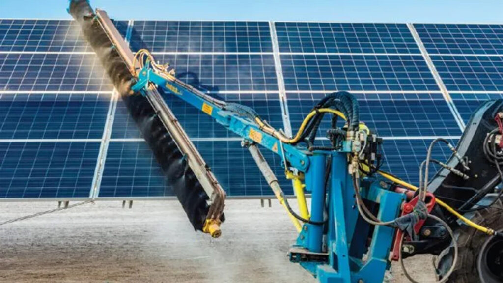 solar panel cleaning robots